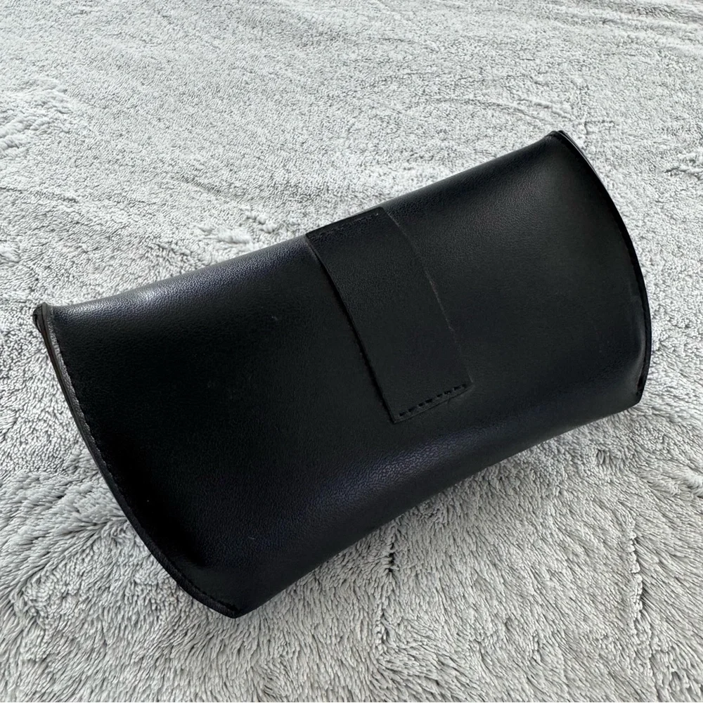 Ray-Ban‎ Black Leather Sunglasses Case with Cleaning Cloth Snap Closure NWOT